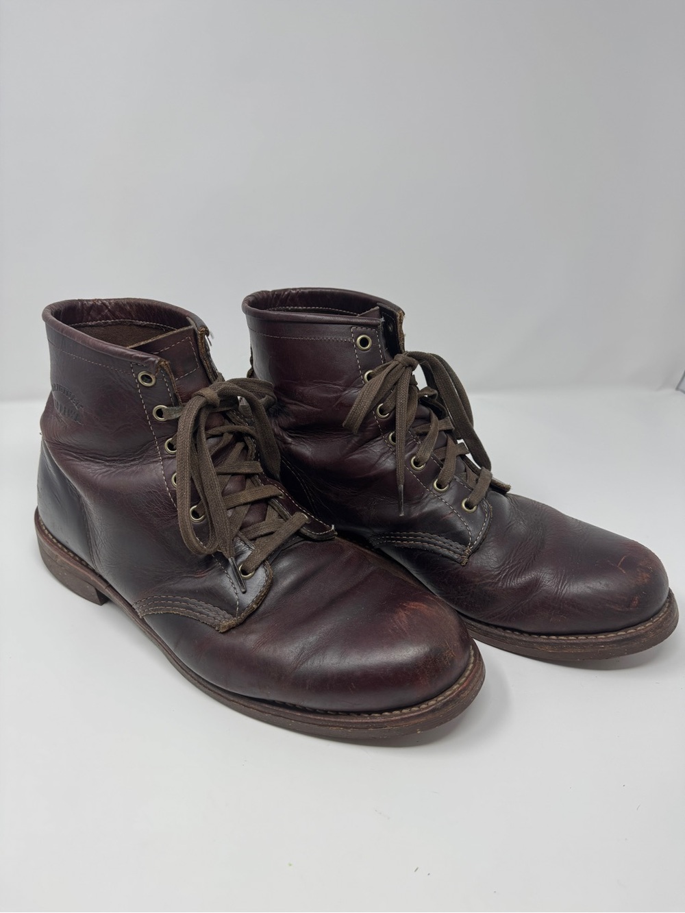 Chippewa Men's Dark Brown Leather Lace-Up Boots